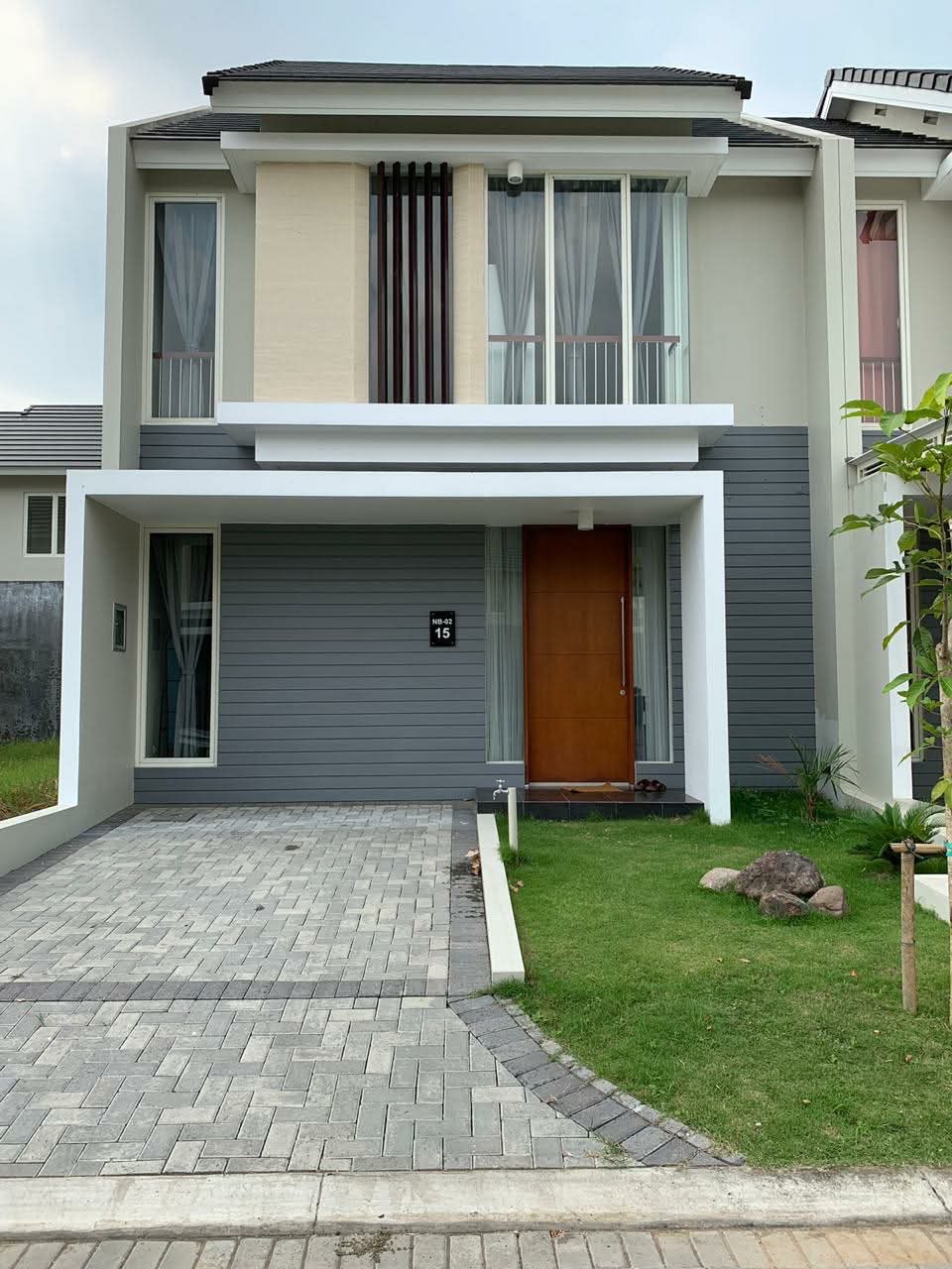 dijual rumah 2 lantai siap huni northwest - Dealkan